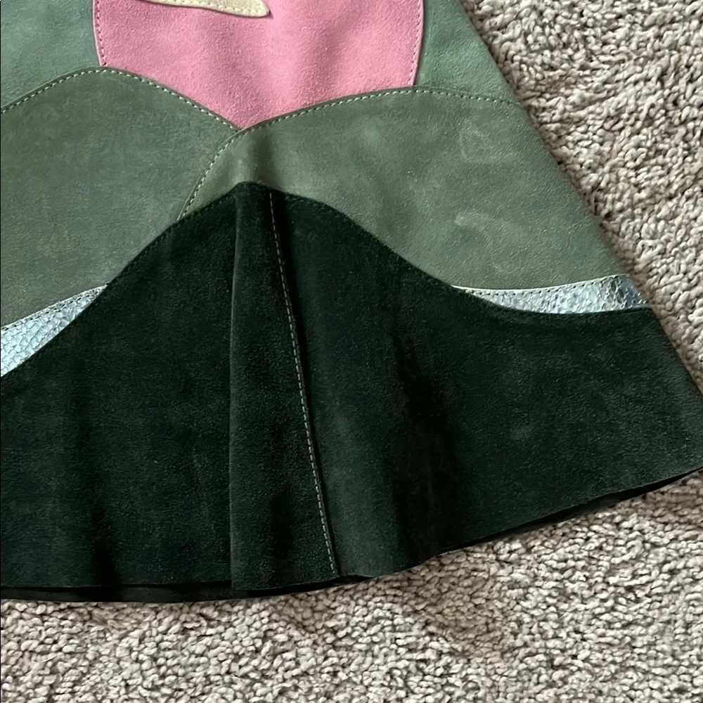 EUC Marc Jacobs Genuine Leather Mini Skirt XS - Picture 4 of 12